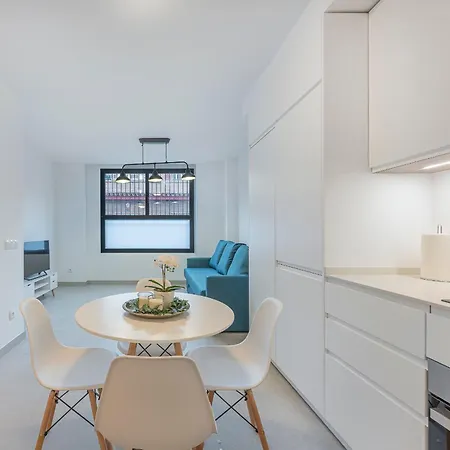 Vicente Gomez De Cadiz Bj Apartment Malaga